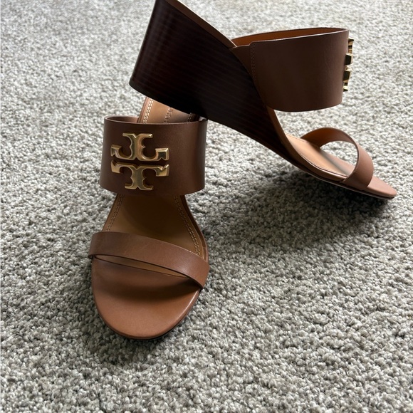Tory Burch Shoes - Tory Burch Tan Leather Logo Wedge Sandals